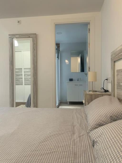 Petite California Duenas Apartman Sevilla Kültér fotó